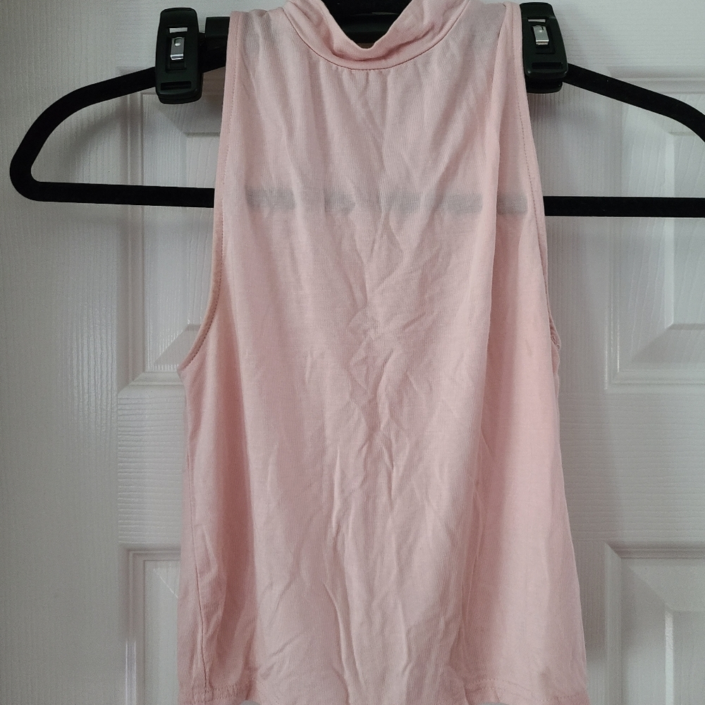 Forever 21 peach tank top